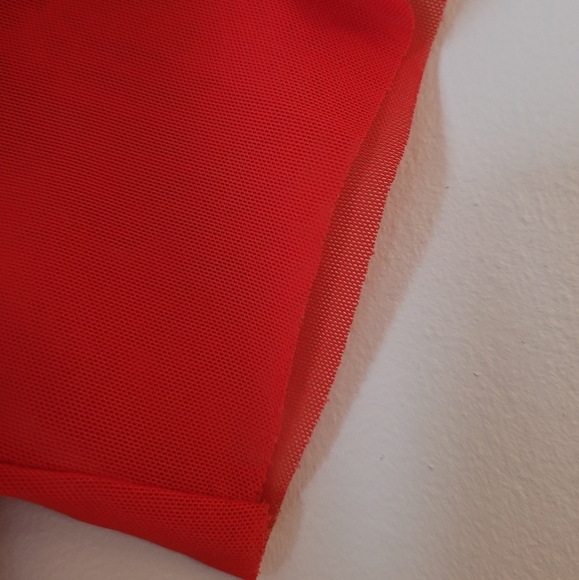 Wilfred Free Red Mesh Tee from Aritzia - Picture 4 of 6